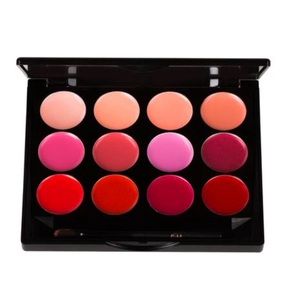NIB ISH Lip Statement Palette